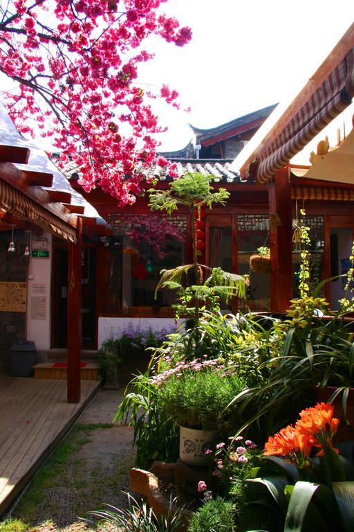 Lao Shay Youth Hostel Lijiang Lijiang  Bagian luar foto